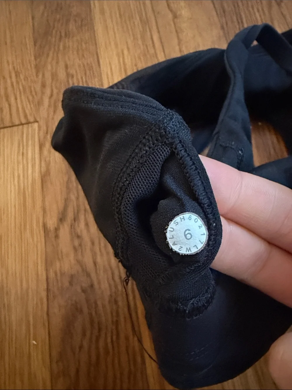 Lululemon black sports bra